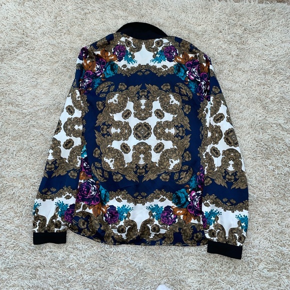 Forever 21 Button Up - Picture 3 of 3